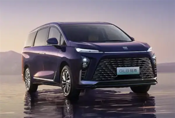 新款別克GL8陸尊PHEV內(nèi)飾曝光：升級環(huán)抱式后排座椅加熱